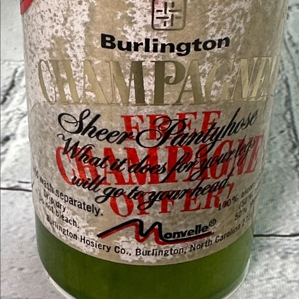 Burlington Champagne Bottle Novelty Sheer Pantyhose Navy Small 90lbs-120lbs VTG